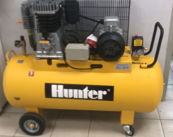 Компрессор HUNTER AC 300/1800 A