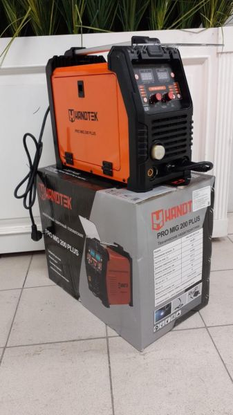 Сварочный полуавтомат Handtek PRO MIG 200 plus