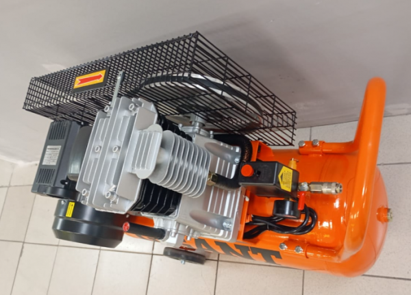 Компрессор Gigant AIR 490/50